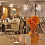 Otel Western Guide Post 3*