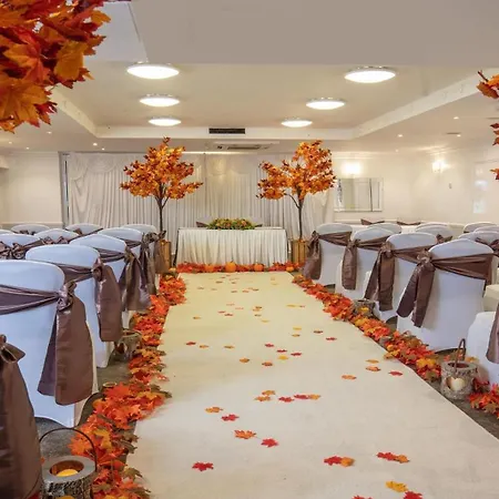 Western Guide Post Hotel 3*