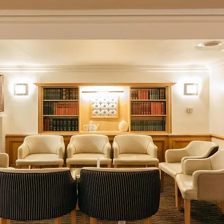 Western Guide Post 3*