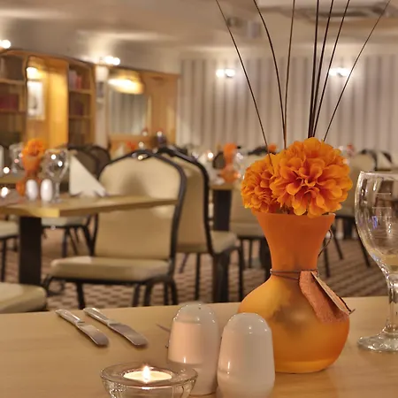 Hotel Western Guide Post 3*