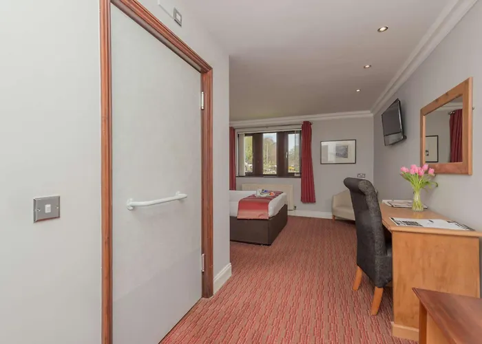 Hotel Western Guide Post