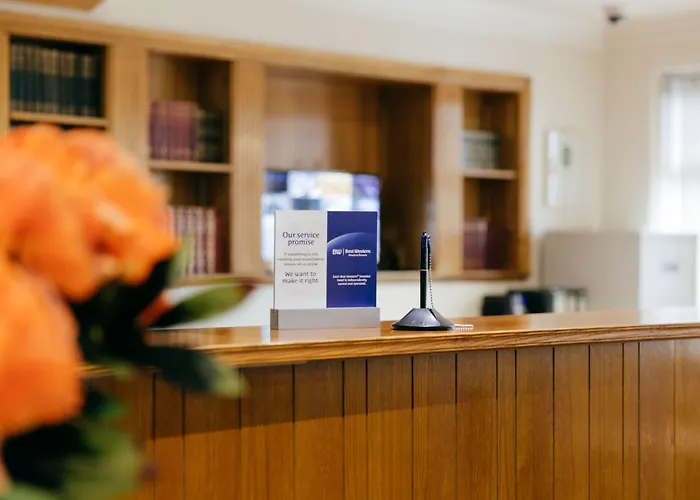 Western Guide Post 3* 브래드퍼드