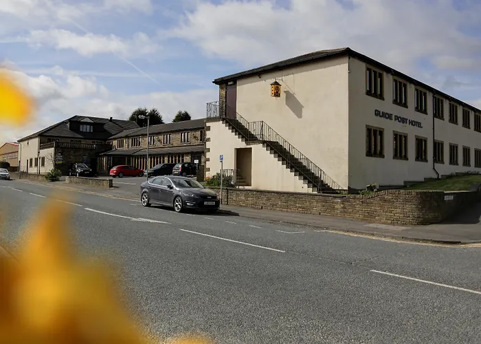 Hotel Western Guide Post