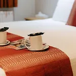 Western Guide Post Hotel 3*