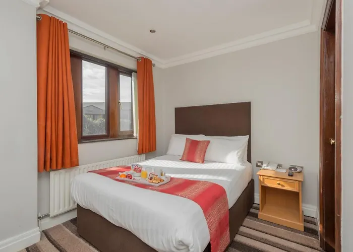 Hotel Western Guide Post